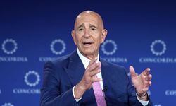 Tom Barrack'tan çarpıcı açıklamalar: 'Ortadoğu’da en işleyen sistem hayırsever monarşi'