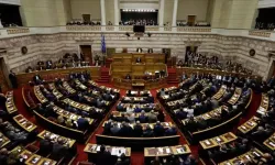 Yunanistan, İsrail’den roketatar sistemi alımını onayladı