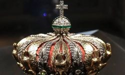 Louvre Müzesi'ndeki soygunun görüntüleri çıktı!