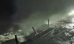 Aydın'da fırtına facia getirdi! İskelede çalışan işçiler denize düştü: 1 ölü