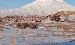 Ağrı Dağı zirvesine ‘şapka’ taktı
