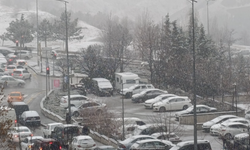 Ankara’da kar yağışı etkisini artırdı