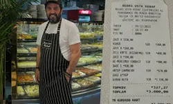 Müşterisiyle alay etmişti! Bedri Usta'dan geri adım: "Bana yakışmadı, kalbi kırılan herkesten özür dilerim"