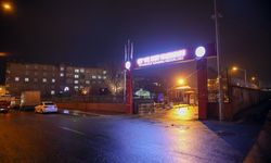 Diyarbakır Emniyet Müdürlüğü'ne el yapımı patlayıcı atıldı