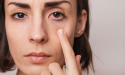 Göz seğirmesi hangi vitamin eksikliğinden olur?