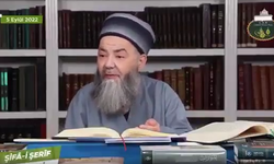 Cübbeli Ahmet'ten şaşırtan sünnet çıkışı! Parmaklarını ya yala ya da arkadaşına yalat