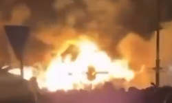 İran'da İsfahan karıştı: Güvenlik güçlerinin otobüsleri ateşe verildi