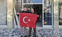 Mardin'de Türk bayrağı saldırısına tepki: İhanet zihniyetini lanetliyoruz