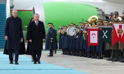 Özbekistan Cumhurbaşkanı Mirziyoyev Türkiye'ye geldi