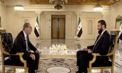 Barzani medyası Şara Röportajını sansürledi! Suriye medyası o bölümleri paylaştı: SDG çok başlı ve doğrudan PKK'ya bağlı