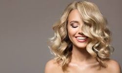 Mor şampuanla kusursuz sarışınlık elde edin