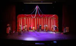 Sincan’da sahne hazır, perde yeniden aralanıyor: 'Aramızdaki Duvarlar'