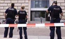 Berlin’de elektriksiz kesintisi: Alman ordusu harekete geçti