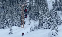 Son Dakika: Uludağ'da telesiyej arızalandı