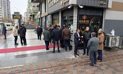 Kuyumcuda silahlı soygun: Polisi vurdular!