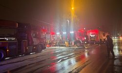 Avcılar’da bodrum katı dumanla kaplandı