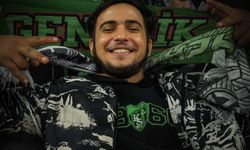 Geçen yılda benzer bir olay yaşanmıştı! Tribünden düşen genç taraftar hayata veda etti