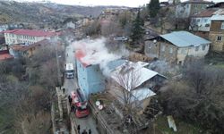Tunceli'de dumanlar yükseldi, bir ev kullanılamaz hale geldi!