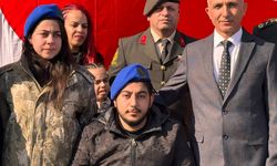 Enkazda verilen parka, yıllar sonra gözyaşıyla geri döndü