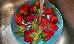 Çilek nasıl yıkanır? İşte en doğru yöntem