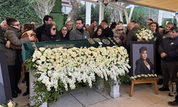 Fatih Ürek toprağa verildi: Cenazede ablası fenalık geçirdi