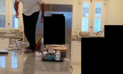 Skandal görüntüler: Jeffrey Epstein'in mutfakta genç kızları kovaladığı anlar ortaya çıktı