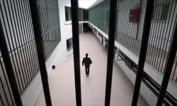Cezaevlerinde büyük atama! 2 bin 566 personelin yeri değişti