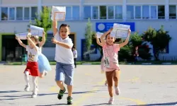 Ara tatil kalktı mı? 2027'de ara tatil ne zaman? Ara tatil Ramazan Bayramı'na mı denk geliyor?