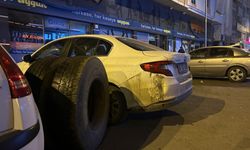 Kars'ta kamyon tekeri yerinden çıktı