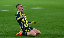 Kerem Aktürkoğlu'nun en mutlu günü! İlk bebeğini kucağına aldı