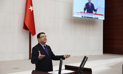 İdris Şahin’den köprü ve otoyol kararına sert tepki: “Milletin geleceğini 30 yıllığına ipotek ediyorsunuz!”