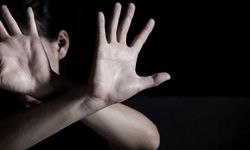 Çocuğun müstehcen görüntülerini paylaşan anneye gözaltı