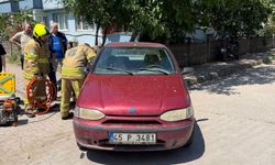 Balıkesir'de çarpışan araçlarda üç kişi sıkıştı