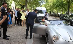 “Dünyanın en güzel kızı” evlendi!