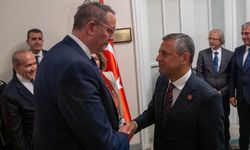 Özgür Özel'e Alman Sosyal Demokratlardan destek ziyareti