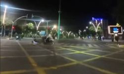 Batman'da hız yapan motosikletliler çarpıştı: O anlar kamerada!