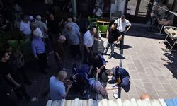 Kalp krizinden ölen arkadaşının cenazesinde kalp krizi geçirdi!
