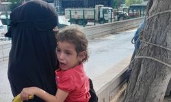 Pazarda kaybolan çocuk zabıtayı harekete geçirdi