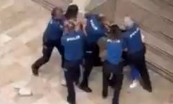 Polisin önünde saç baş kadın kavgası kamerada!