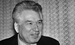 Cengiz Aytmatov, vefatının 18. yılında rahmetle anılıyor