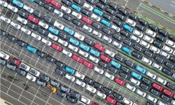 Çin'de otomobilde iç talep çakıldı