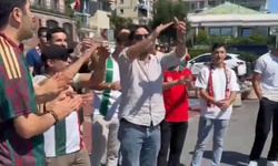 Amedspor'un bayrağı Fatih Sultan Mehmet Köprüsü’ne asıldı: Görüntülerin ardından boğazda kutlama yapıldı