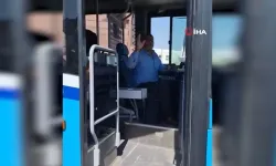 Otobüs şoföründen, engelli yolcuya skandal sözler! O anlar kamerada