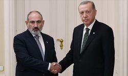 Ermenistan'da siyasi gerilim: Paşinyan'a "Türksün" dediler, cevabı olay yarattı!