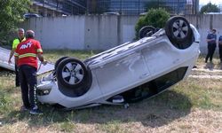 Mahkeme otoparkındaki araç yüksekten düştü, hakim yaralandı