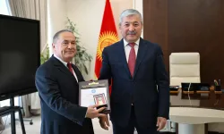 Kasımaliev, görev süresi dolan Macaristan Büyükelçisi'ni ağırladı