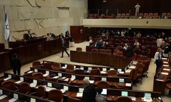 Haydut İsrail, Filistin'in parasına el koyma uygulamasını yasalaştırdı