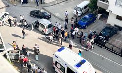 Kasksız yolculuk kabusa döndü! Genç motosikletli yola savruldu