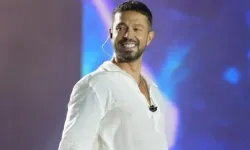 Yakışıklı şarkıcı Murat Boz kimdir?