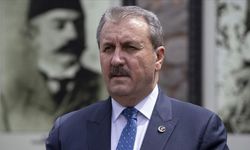 Destici Sivas’tan seslendi: “ABD süreci gelgitlerle devam ettirecek!”